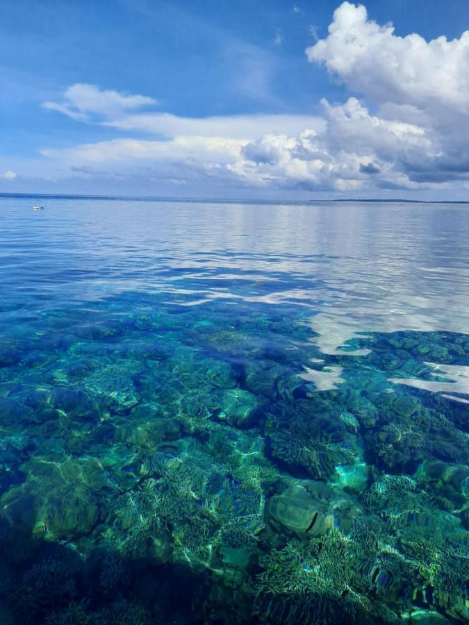 Blue Shark Divers Bunaken Exterior foto