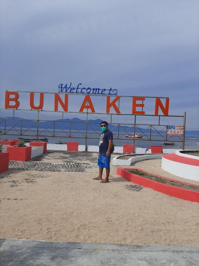 Blue Shark Divers Bunaken Exterior foto